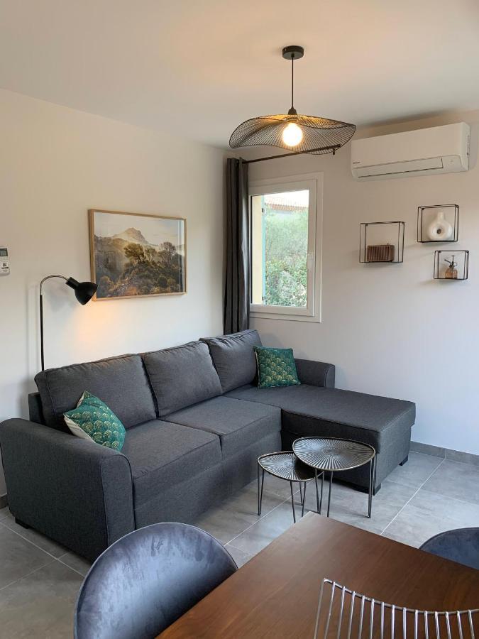 הוילה קוקורון Le Cabanon De Livia Avec Piscine Privee מראה חיצוני תמונה