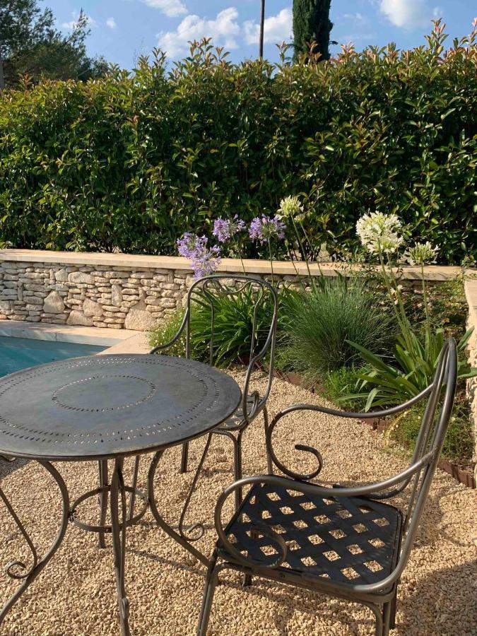 הוילה קוקורון Le Cabanon De Livia Avec Piscine Privee מראה חיצוני תמונה