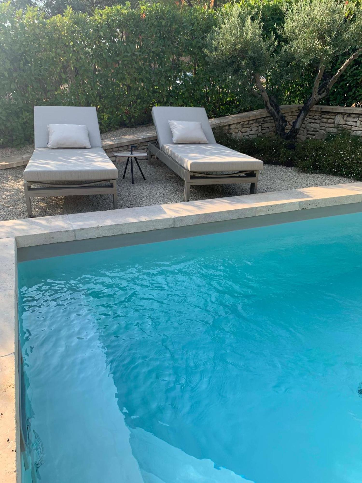 הוילה קוקורון Le Cabanon De Livia Avec Piscine Privee מראה חיצוני תמונה
